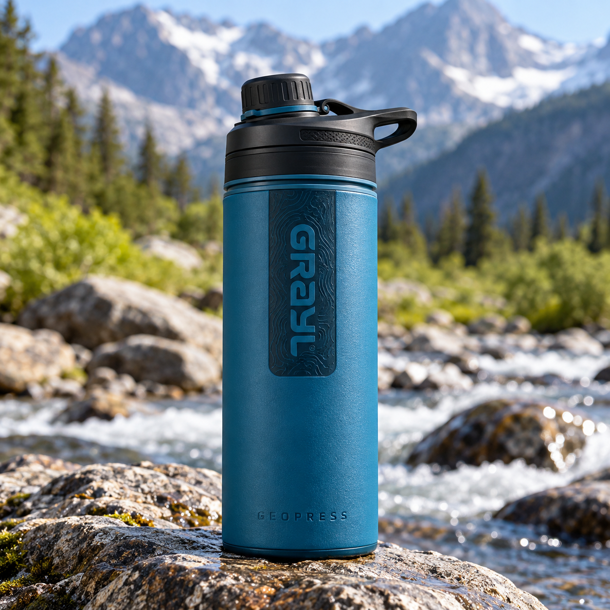 Created illustration of GRAYL GeoPress 24 oz Water Purifier Bottle, Bali Blue